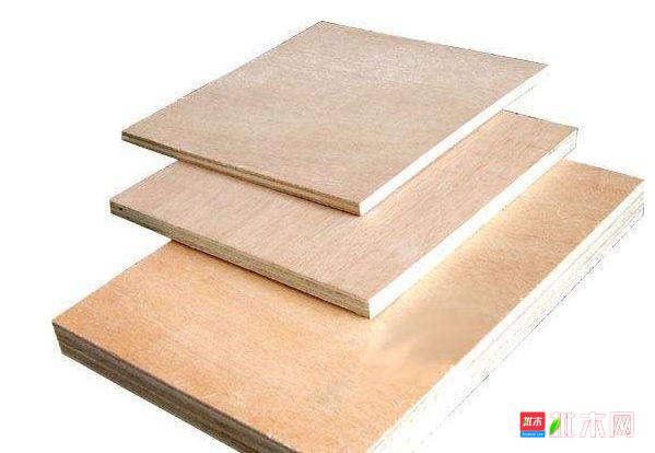 國際膠合板市場困難多 我國實木復(fù)合地板出口受影響【批木網(wǎng).
